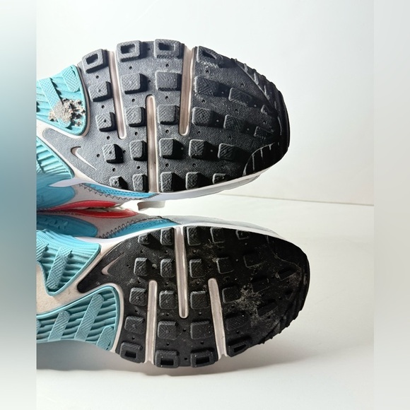 Nike Women's Air Max Excee Pure Platinum/Bright Crimson size 7 - Picture 9 of 10